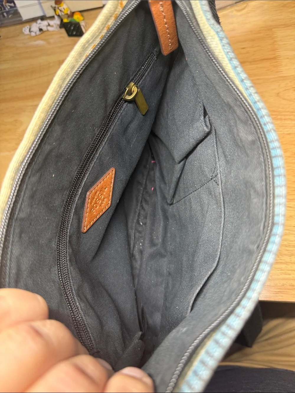 Fossil Men’s Navy Canvas Messenger with Multicolor Stripe Panel